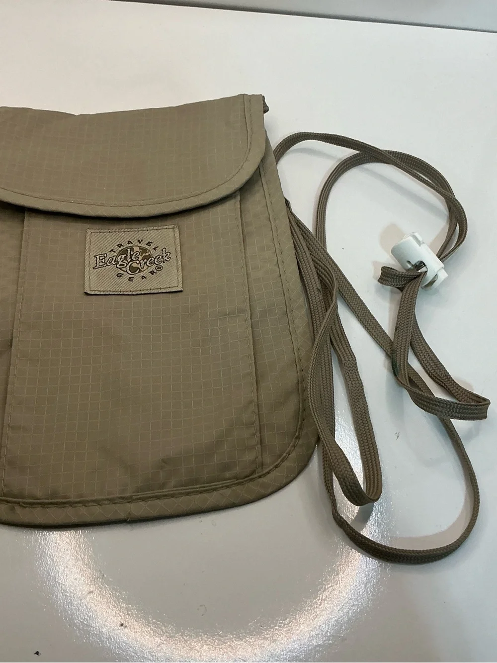 Eagle Creek Travel Gear RFID Neck Wallet Passport Holder Beige Ripstop